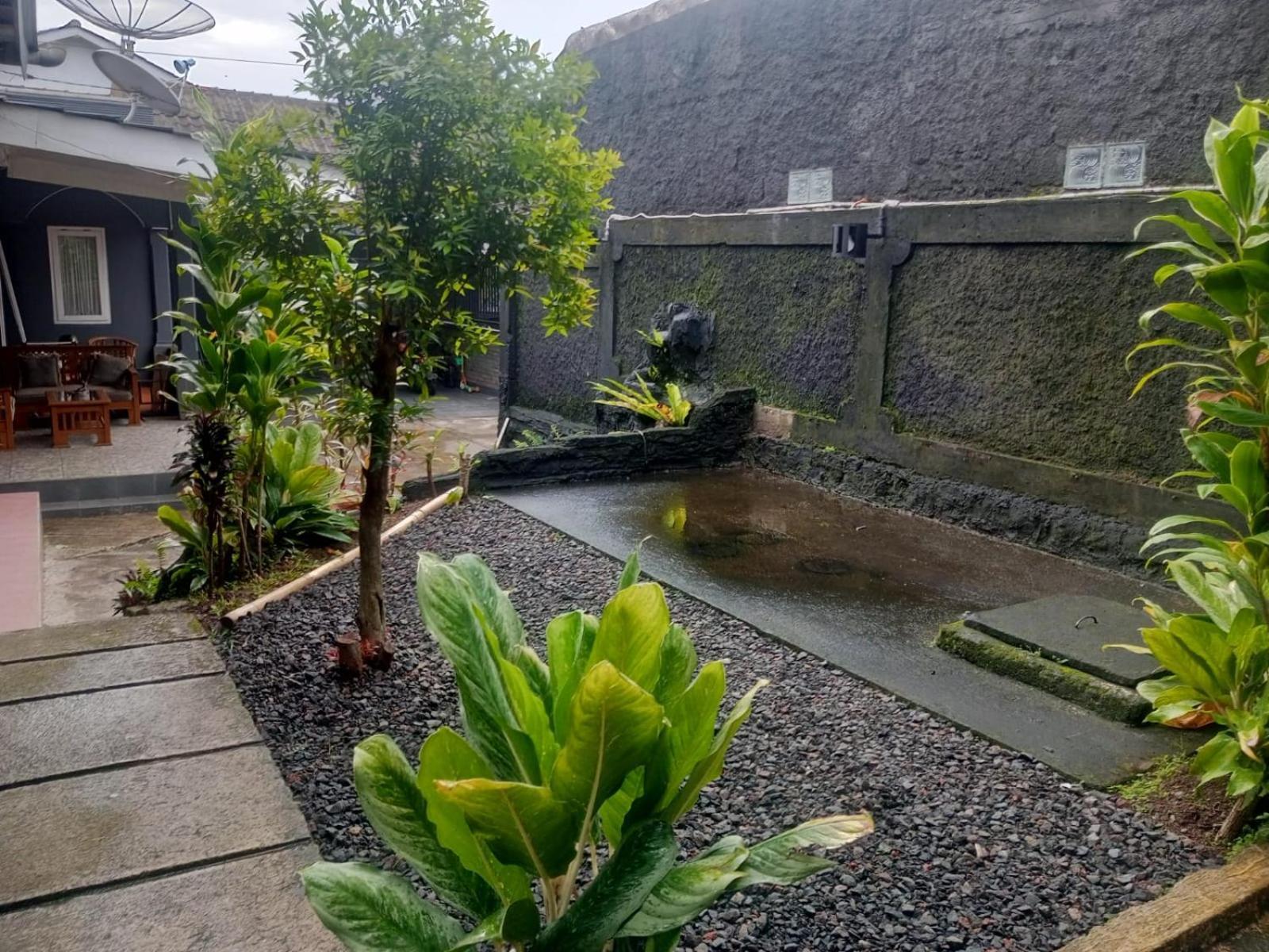 Aqilakost N Cafe Gadog Puncak Hotel Bogor Bagian luar foto